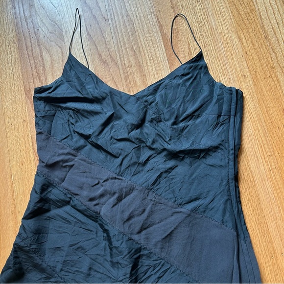 SALE - H&M black silk and satin dress - Picture 2 of 10